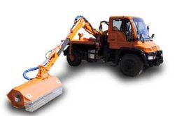 многофункциональная машина UNIMOG U400
